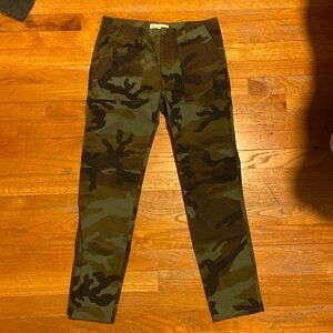 NILI LOTAN Camo Jeans